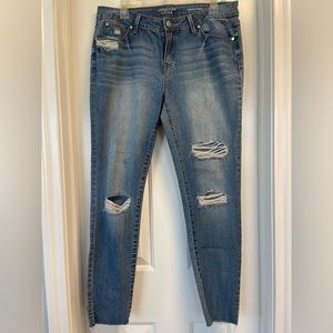 Jennifer Lopez Skinny Ankle